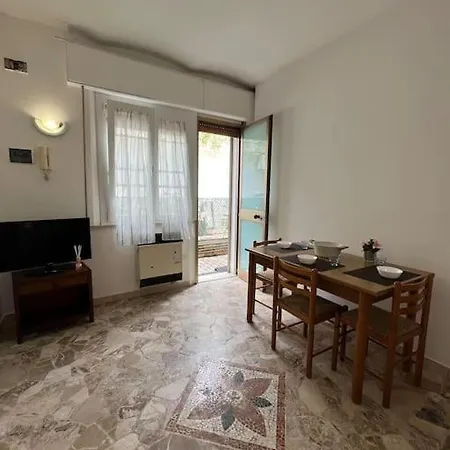 Apartment Casa Beach, Marano *